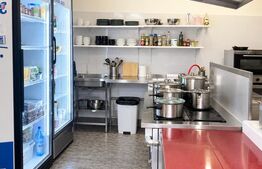 Spatiu comercial, 200 mp, zona Micro 3