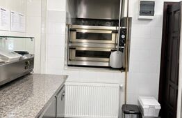 Spatiu comercial, 200 mp, zona Micro 3