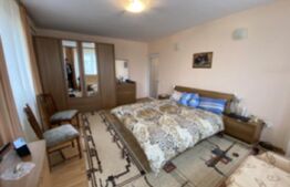 Casa de vanzare mobilata si utilata cu 4 camere