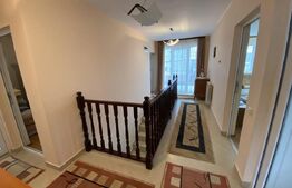 Casa de vanzare mobilata si utilata cu 4 camere