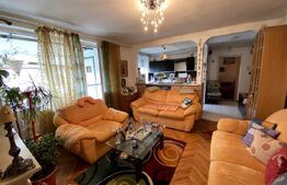 Apartament 3 camere, 64 mp, semidecomandat, zona Centrala