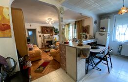 Apartament 3 camere, 64 mp, semidecomandat, zona Centrala