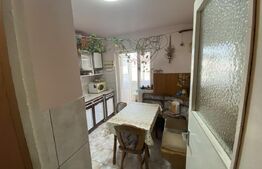 Apartament 3 camere, 65 mp, decomandat, zona Bradet