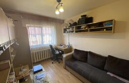 Apartament 3 camere, 65 mp, decomandat, zona Bradet