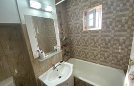 Apartament 3 camere, 65 mp, decomandat, zona Bradet