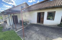 Casa de vanzare cu 4 camere, 10 min fata de centru (Primarie)