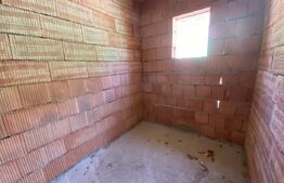 Casa familiala 3 camere, 500 mp teren, la poalele Mesesului in Zalau