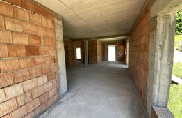 Casa familiala 3 camere, 500 mp teren, la poalele Mesesului in Zalau