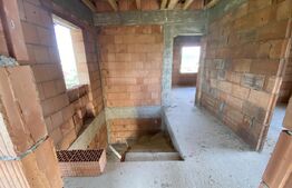 Casa de vanzare, 4 camere, 187.5mp, zona Dumbrava.