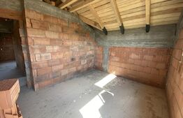 Casa de vanzare, 4 camere, 187.5mp, zona Dumbrava.