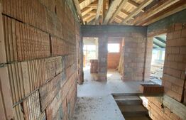 Casa de vanzare, 4 camere, 187.5mp, zona Dumbrava.