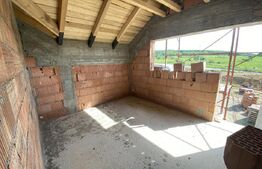 Casa de vanzare, 4 camere, 187.5mp, zona Dumbrava.