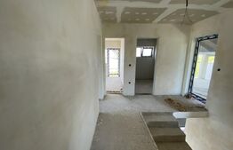 Casa de vanzare, 4 camere, 239mp, zona Dumbrava