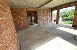 Casa familiala la rosu in suprafat utila de 199 mp si 400 mp teren