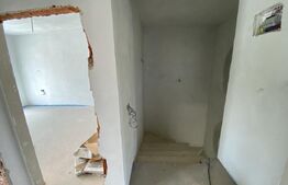 Casa de vanzare cuplata,  predata la stadiul de semifinisat, Zalau