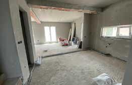 Casa de vanzare cuplata,  predata la stadiul de semifinisat, Zalau