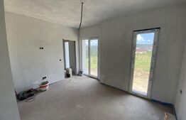 Casa de vanzare cuplata,  predata la stadiul de semifinisat, Zalau