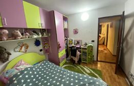 APARTAMENT CU 4 CAMERE, 90 mp, ZONA STADION