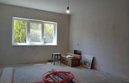 Apartament de 3 camere recent renovat cu încălzire în pardoseală