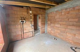 Casa de vanzare semifinisata, 4 camere, zona Livada Meses, Zalau