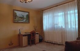 Apartament cu 2 camere decomandate și pod