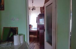 Apartament de renovat decomandat cu 4 camere și 2 băi