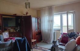 Apartament de renovat decomandat cu 4 camere și 2 băi