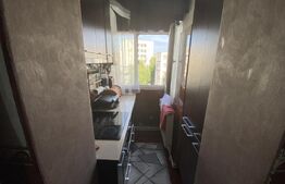 Apartament 2 camere, 50 mp, decomandat, zona Centrala