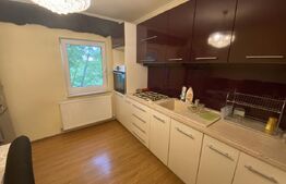 Apartament 4 camere, 79 mp, decomandat, zona Dumbrava