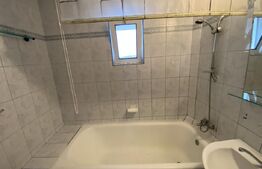 Apartament de 3 camere  in suprafata de 54 mp, zona Bradet