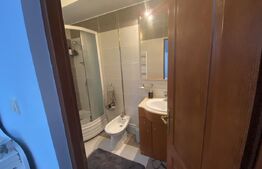 Apartament 3 camere, 125 mp, decomandat, zona Bradet