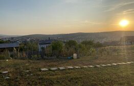 Teren intravilan 645 mp in zona Livada Meses