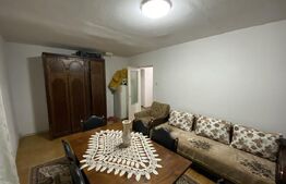 Apartament 4 camere, in suprafata de 74 mp, decomandat, zona Dumbrava Nord