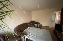 Apartament 3 camere, 65 mp, decomandat, zona Bradet