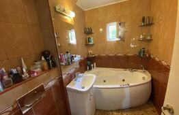 Apartament 3 camere, 65 mp, decomandat, zona Bradet