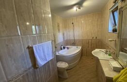 Casa de vanzare, mobilata si utilata, 4 camere in zona centala