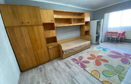 Garsoniera  semidecomandata, bucatarie separata, zona Dumbrava