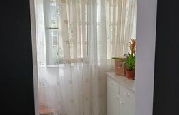 Apartament cu 2 camere de vanzare,48 mp, zona Bradet