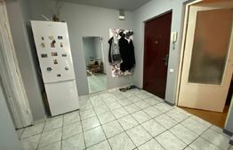 Apartament cu 2 camere de vanzare,48 mp, zona Bradet