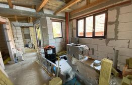 Casa de vanzare 4 camere in suprafata utila de 80 mp