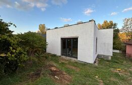 Casa de vanzare 4 camere in suprafata utila de 80 mp