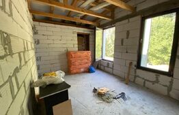 Casa de vanzare 4 camere in suprafata utila de 80 mp