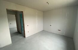 Casa de vanzare la stadiu de semifinisat 130 mp, zona Hereclean