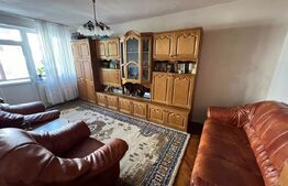 Apartament cu 4 camere de vanzare