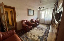 Apartament cu 4 camere de vanzare
