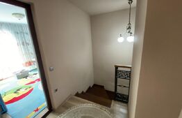 Casa de vanzare 4 camere in zona centala in suprafata de 105 mp