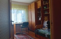 Apartament de 3 camere, zona Bradet