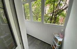 Apartament 3 camere,70 mp, decomandat, zona Bradet