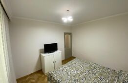 Apartament 3 camere,70 mp, decomandat, zona Bradet