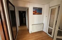 Vand apartament 4 camere